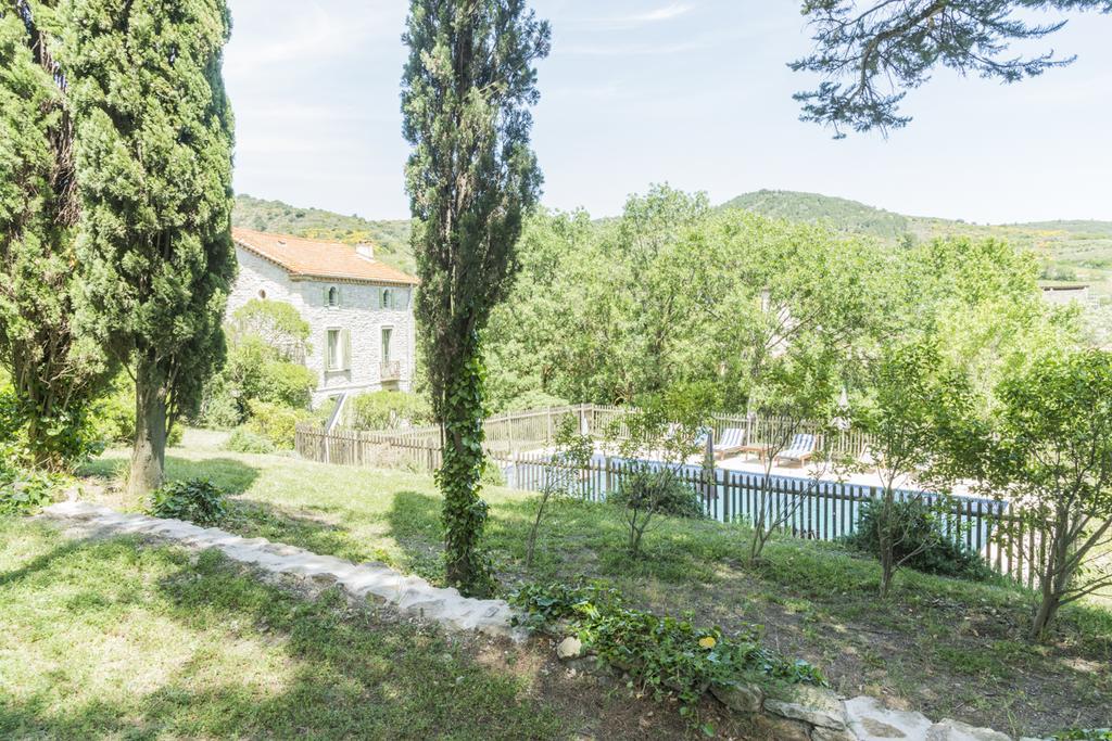 Mas Montluzia Bed & Breakfast Cascastel-des-Corbières Екстериор снимка